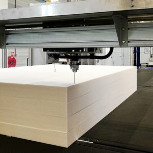 Berco - Automotive Factory Foam Cutting Process