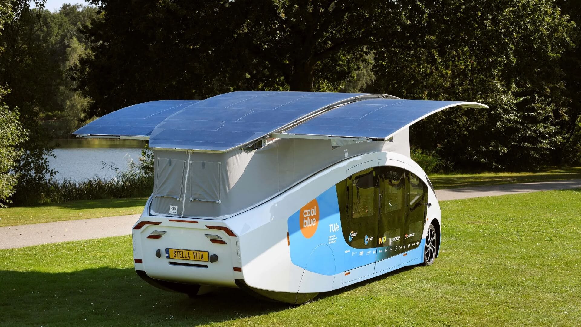 Solar Team Eindhoven TU/e CarSolar Team Eindhoven TU/e Green Environmental Friendly Solar Car Camping
